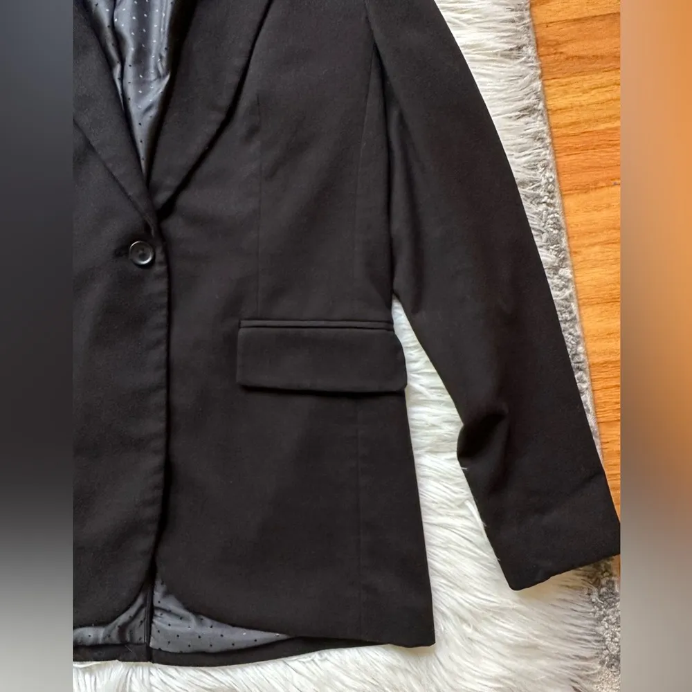 Banana Republic black long & lean blazer - Image 5