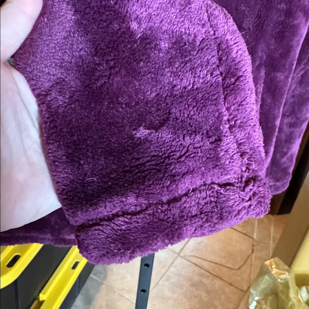 32 Degrees Women's Luxe Fur Hooded Full Zip Sweater Plum Purple Size Small - Image 10