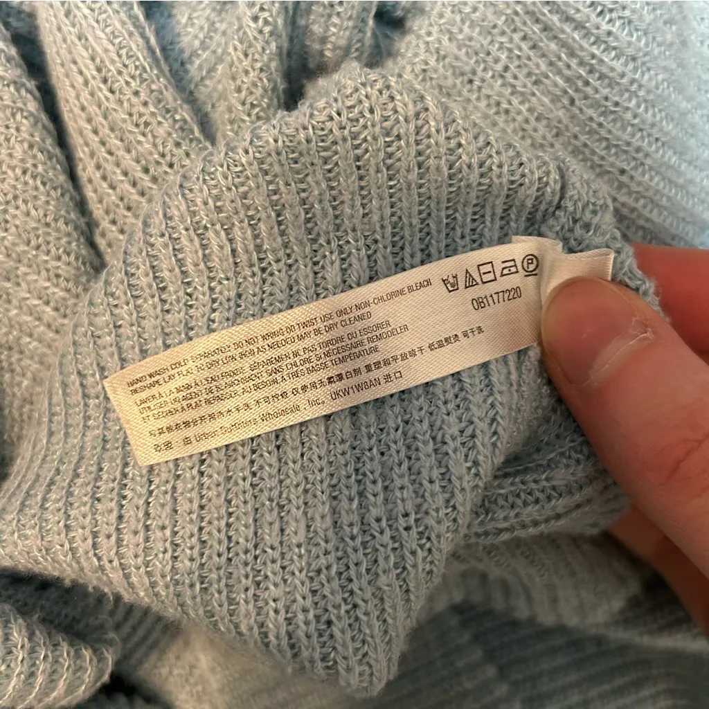 Free People Beach Malibu Solid Surf Knit Sweater Baby Blue Size Medium - Image 7