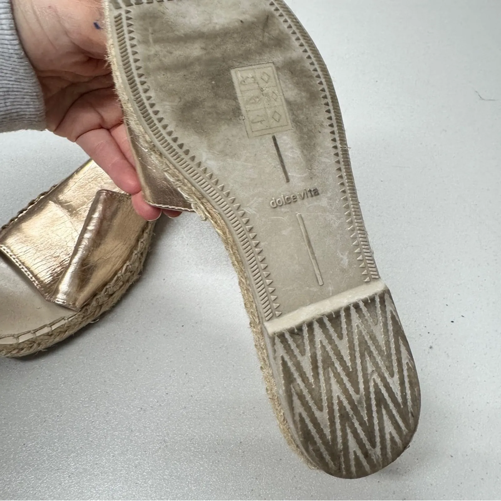 Dolce Vita Rose Gold Faux Leather Mule Slides Womens 6 Beachy Casual Sandals Pink - Image 5