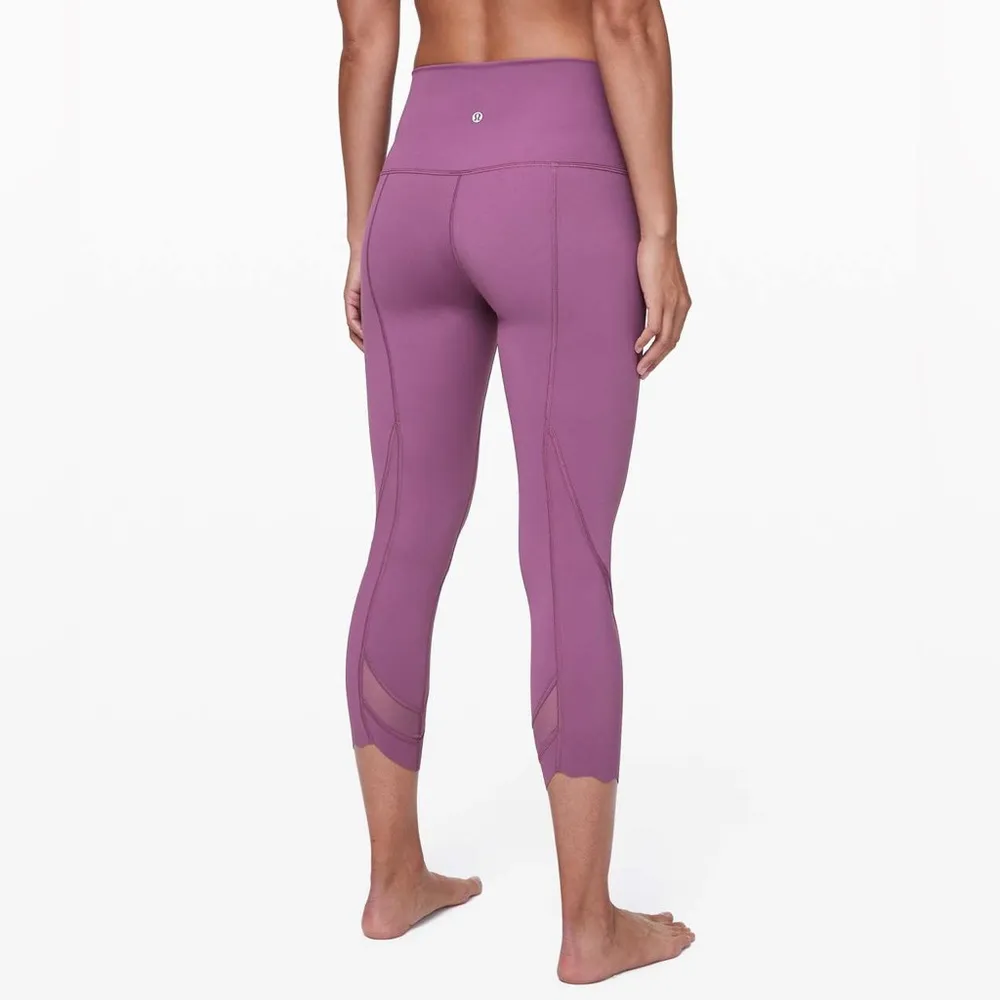 Lululemon Wunder Under Crop Roll Down Scallop Full On Luxtreme 24" Vintage Plum - Image 7