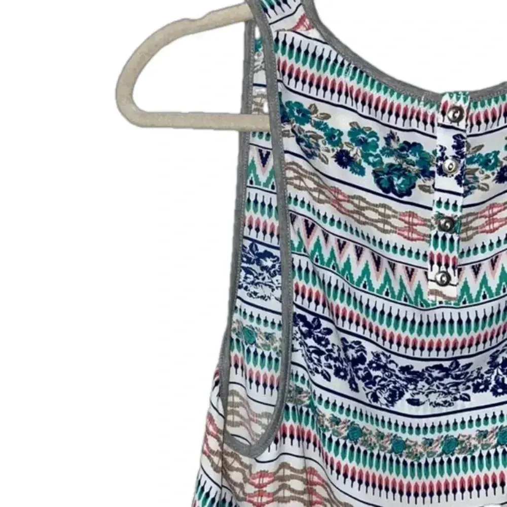 Rewind XS tank top gym workout tank top fun pattern partial button back lightweight - Image 4