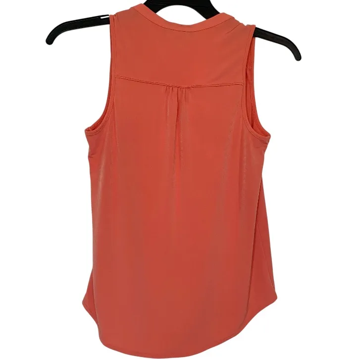 Banana Republic V-Neck Tank Women’s Size XS in Coral - Image 2