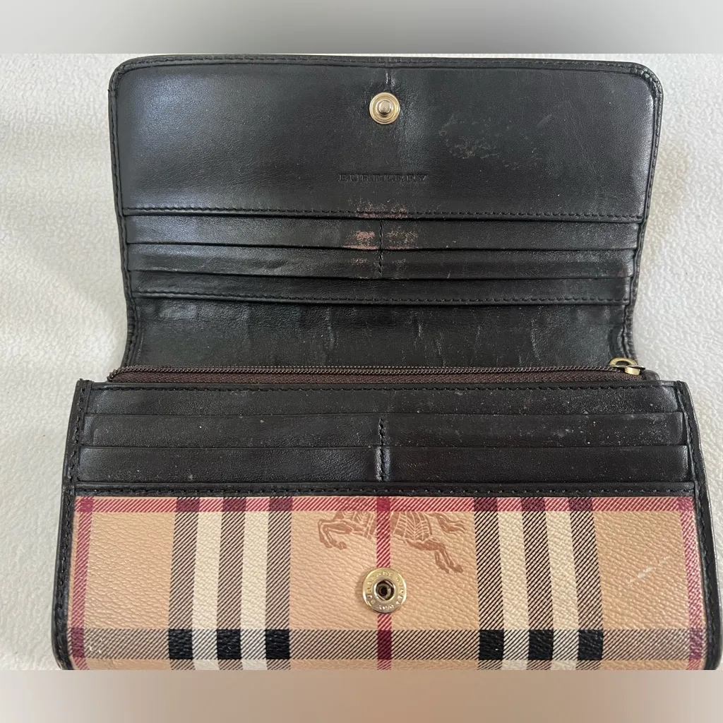 🔥BURBERRY Haymarket House Check Molly Continental Wallet Size 8" x 4" pre-owned - Image 5