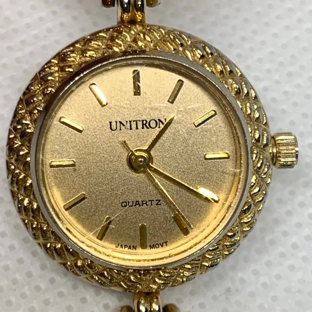 Vintage Unitron gold tone 22mm quartz analog faux pearls link band 7” running - Image 2