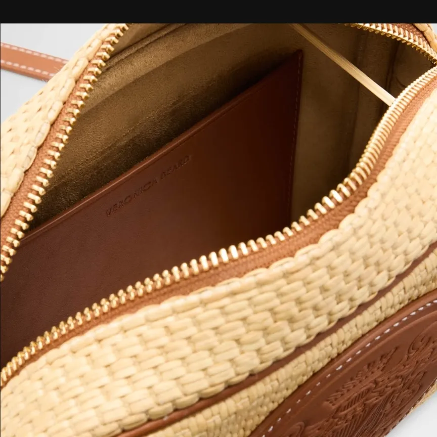 Veronica Beard Raffia Click Crossbody NWT - Image 4