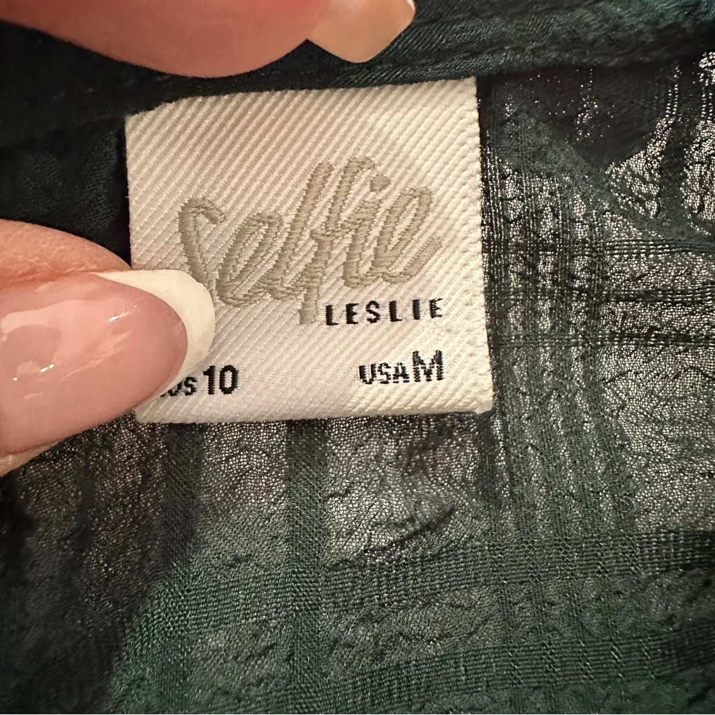 Emerald Green Ruffle Tiered Mini Dress Long Sleeve Cutout Size M - Image 13