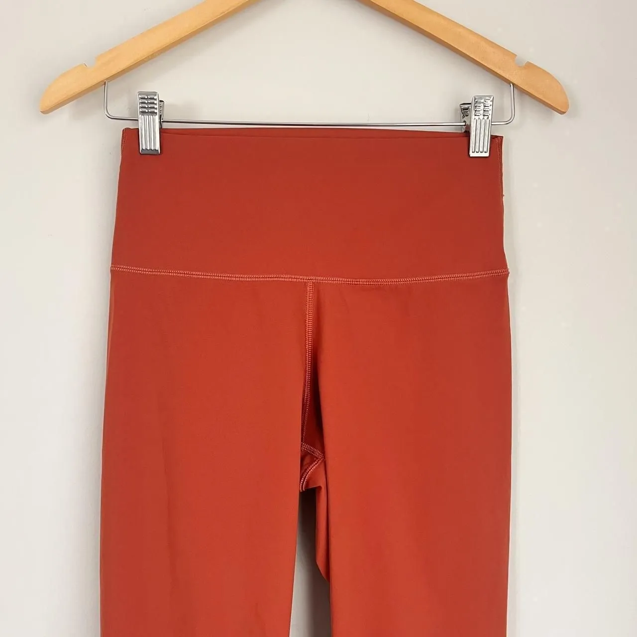 Everlane ReNew Perform Ankle Leggings Burnt Orange Size Medium - Image 3