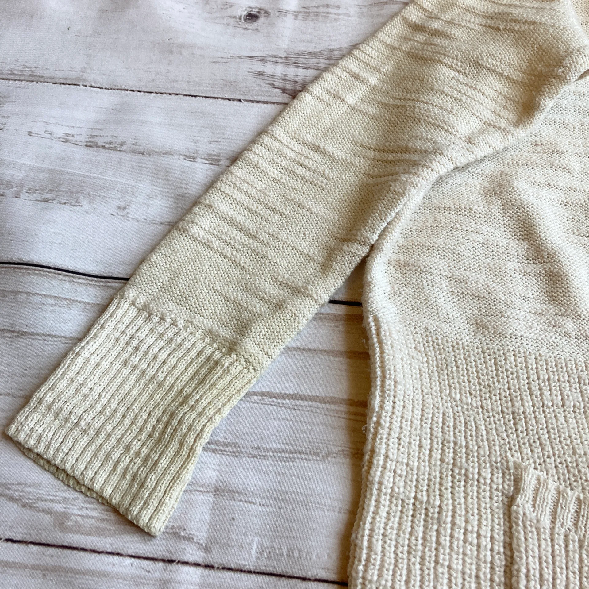 American Eagle Cream Knit Cardigan Size M - Image 7