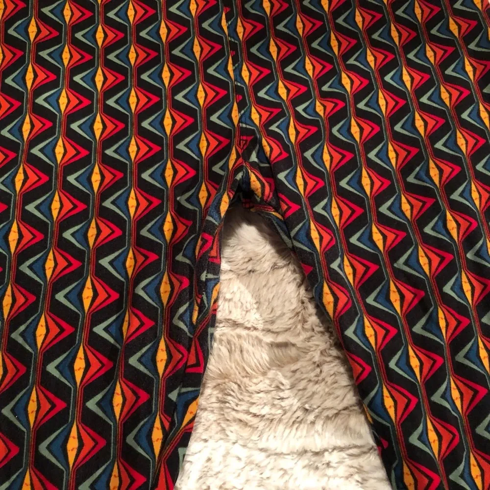 LuLaRoe aztec pattern butter soft leggings TC - Image 7