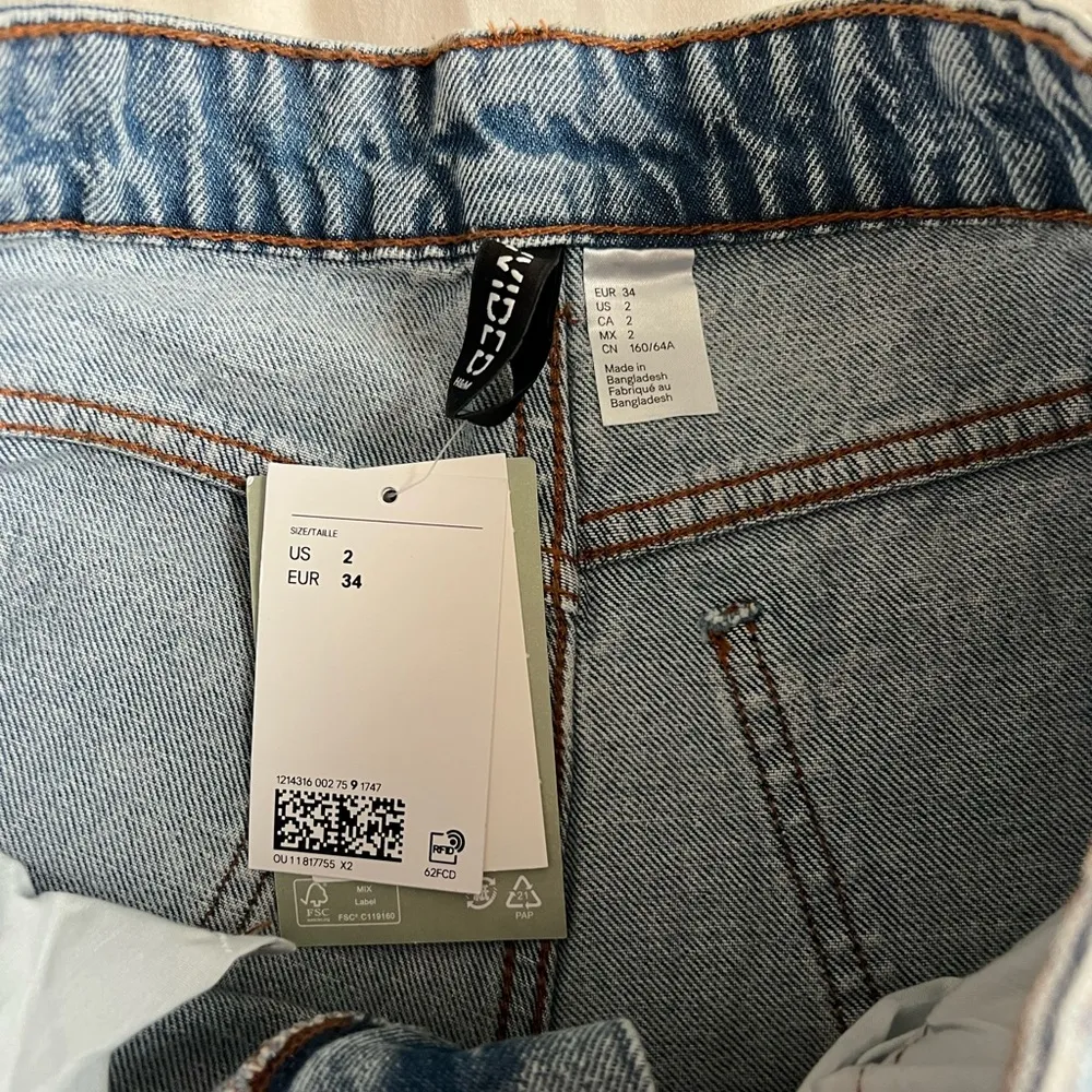 H&M DIVDED Criss Cross Straight Regular Jeans - Image 10