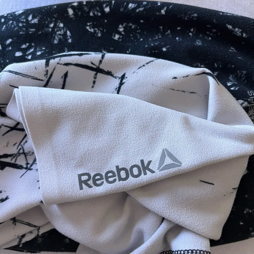 Reebok Women's Cardio Spike Training Black and White Speckle Leggings Size XS - Image 11