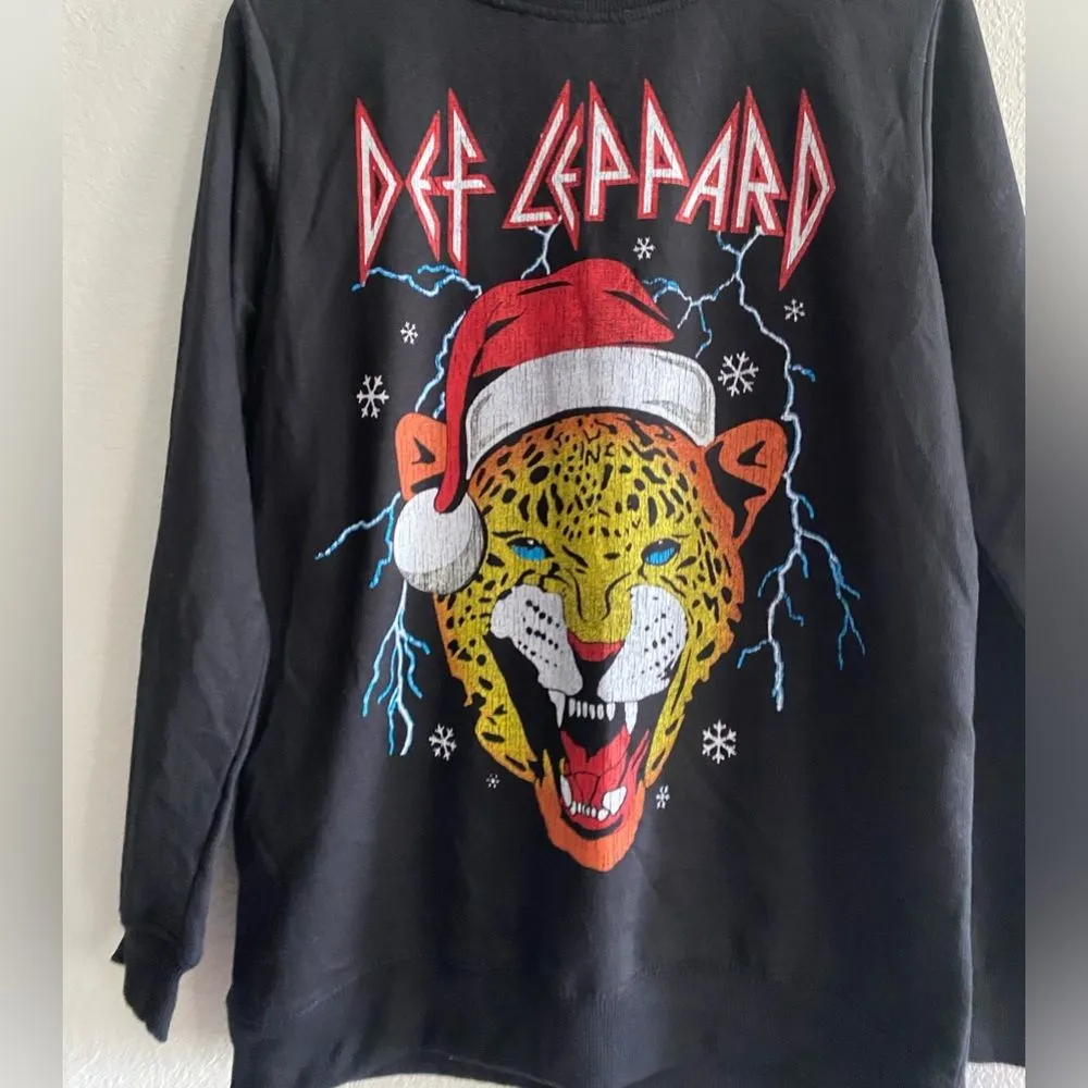NWT Def Leppard Women Christmas Holiday Black Graphic Sweatshirt L Large - Image 5
