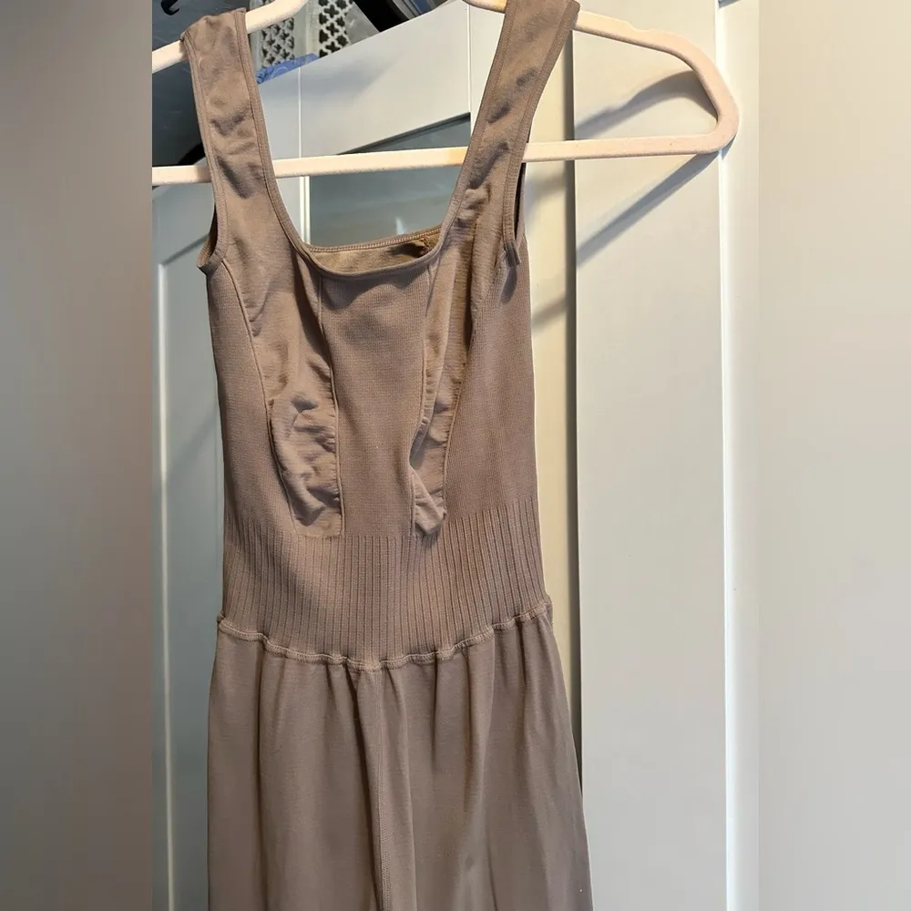 NWOT Free People Good Karma Flared Onesie in mushroom. $128 retail Brown Size undefined - Image 3