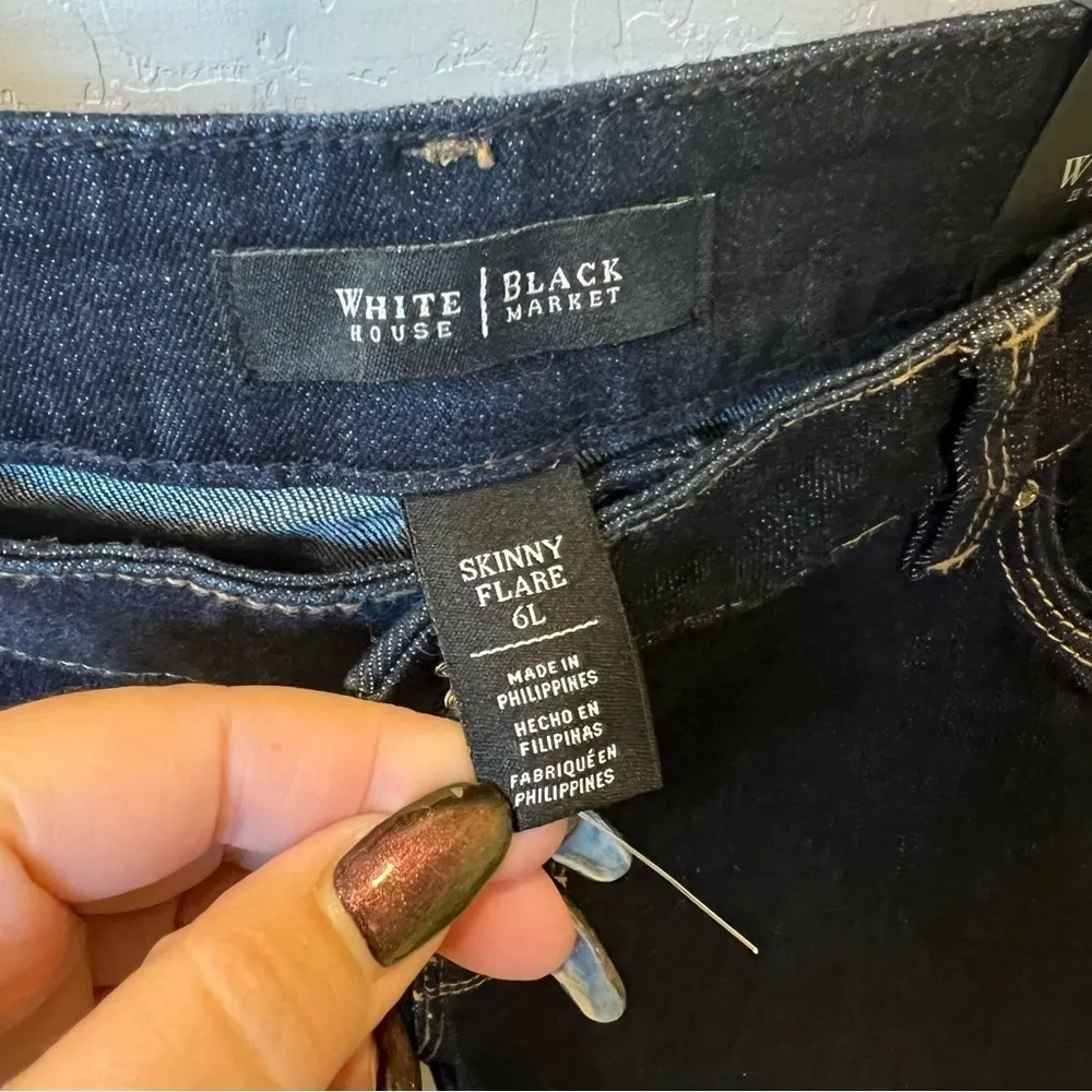 White House Black Market women’s skinny Flare Jeans, dark wash, NWT, size 6L - Image 3