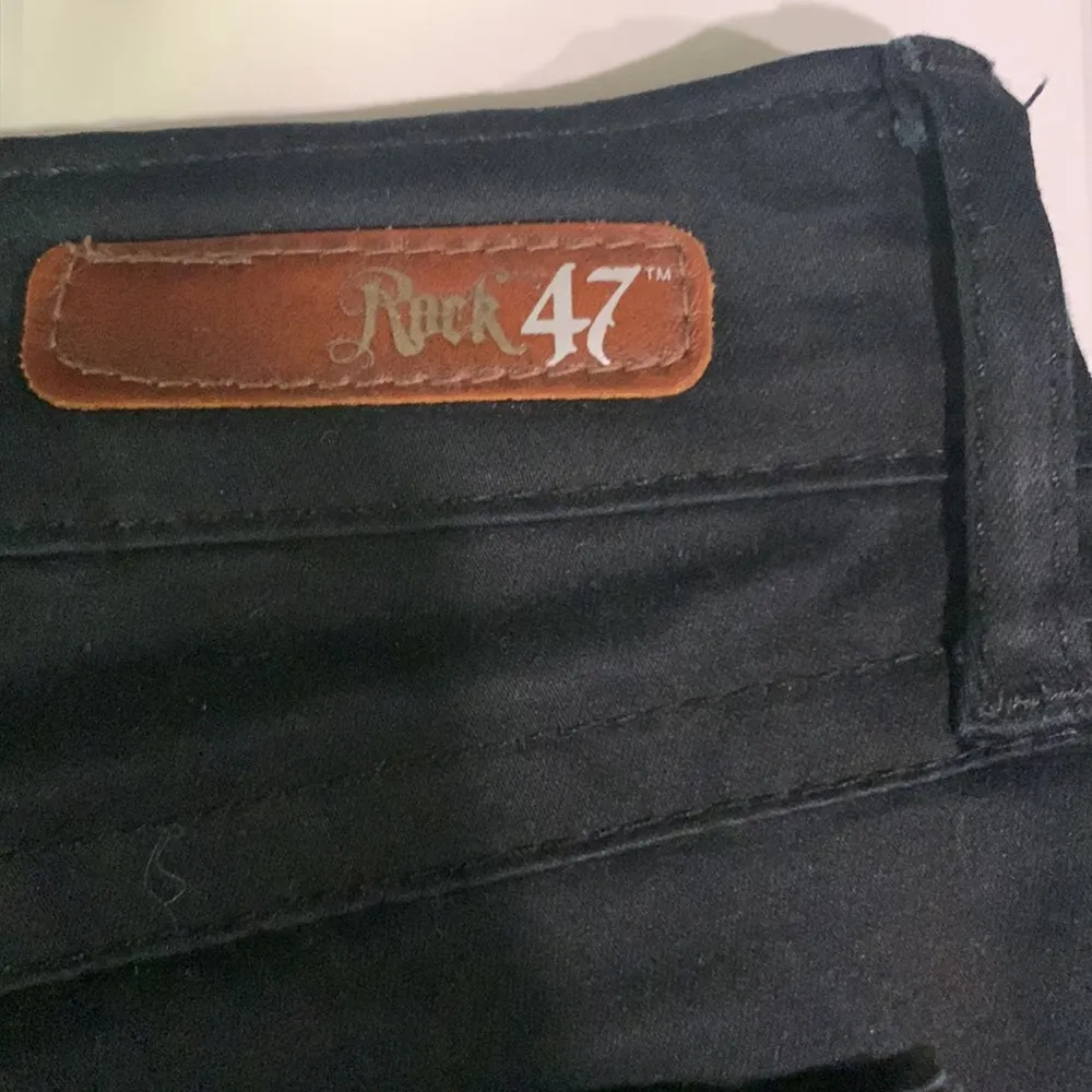 Women's Rock 47 Wranglers Black Denim Skinny Jeans Size 29 EUC #7598 - Image 7