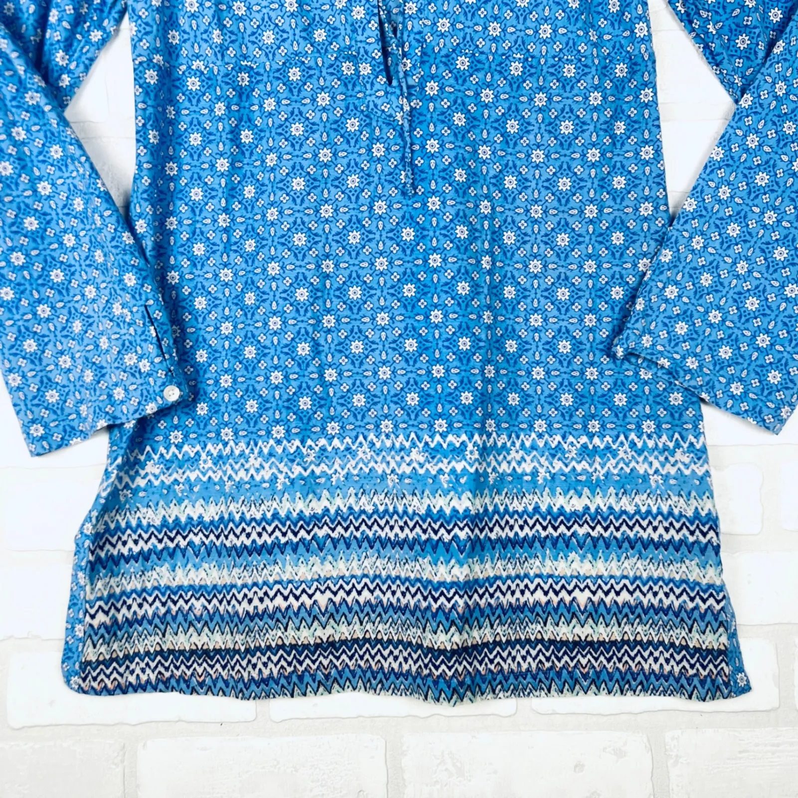 Athleta Blue Print Tunic Top‎ Long Sleeve V Neck Swim Cover Up Womens Medium - Image 3