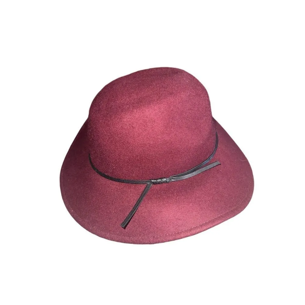 ✨Reiss Mimi burgundy trilby hat on Olivia Palermo✨ - Image 2