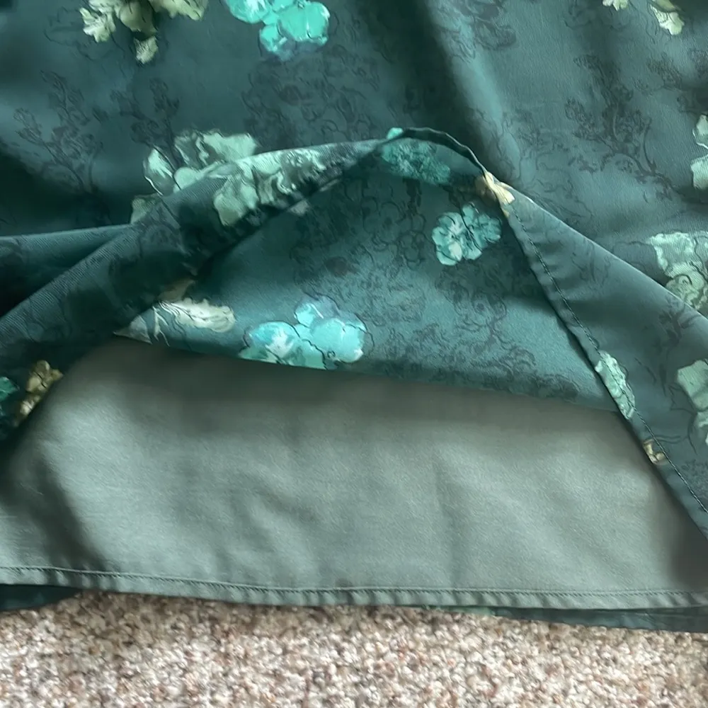 Allen Solly green floral blouse LIKE NEW - Image 6