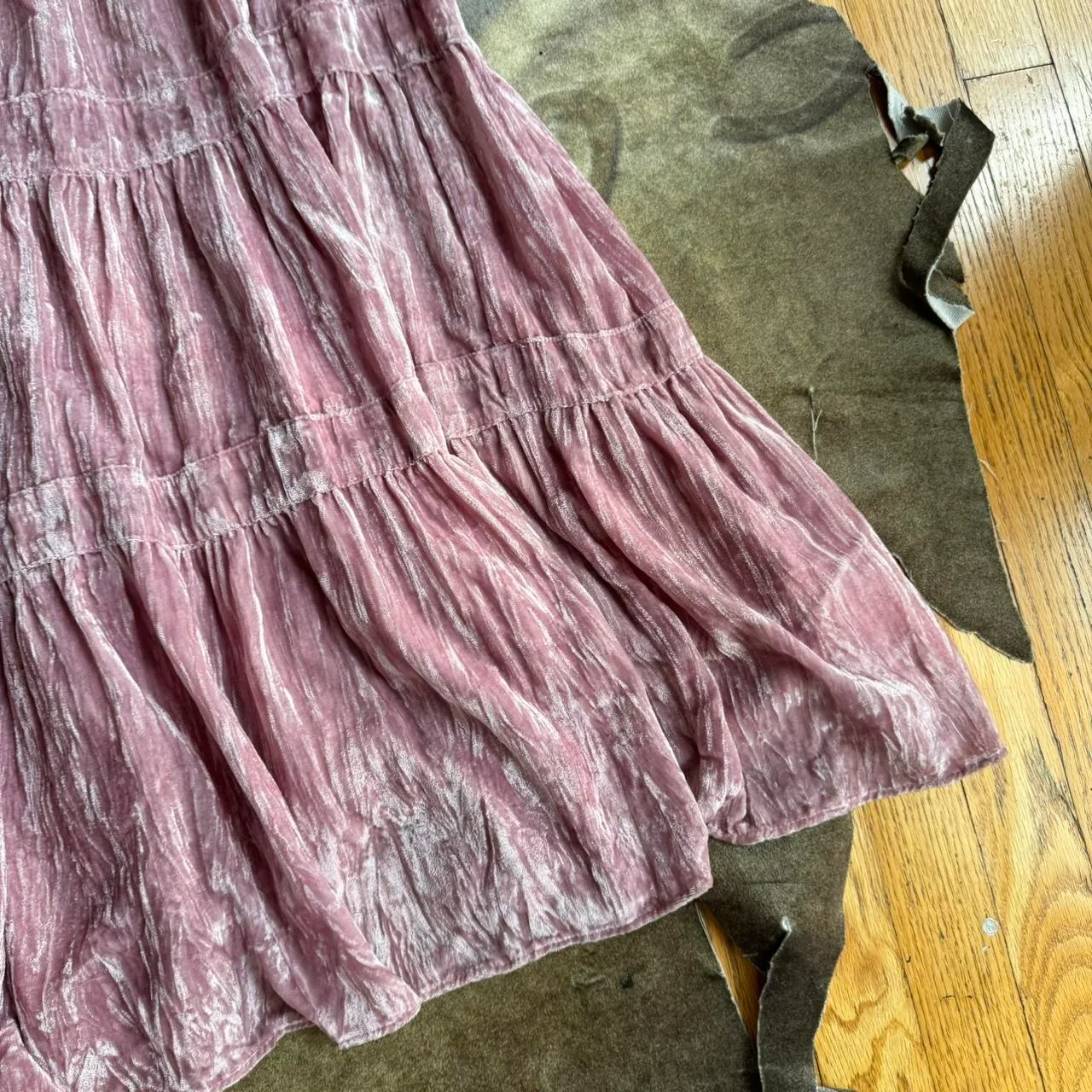 BCBG Pink Velvet Tiered Maxi Skirt With Sequin Details Size M - Image 2