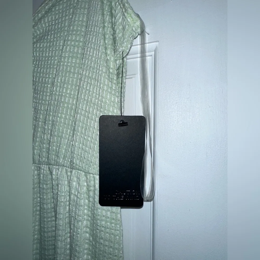 Green jumpsuit - Image 5