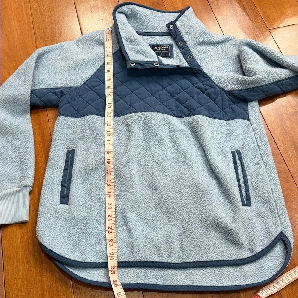 Abercrombie & Fitch Blue Snap-Front Fleece Quilt Chest Panel Tunic Size S - Image 12