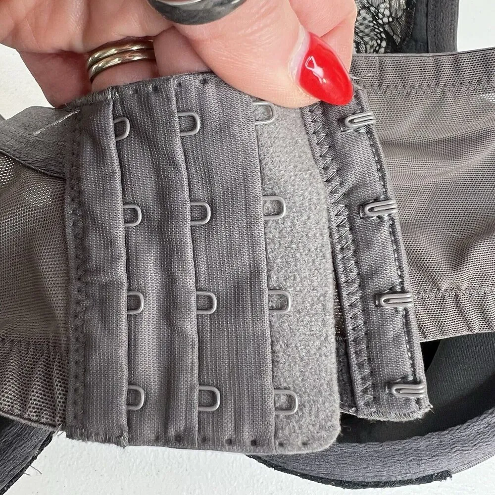 Cacique 42DD Smooth Lightly Lined Full Coverage Bra With Lace Gray Pink Bow - Image 9