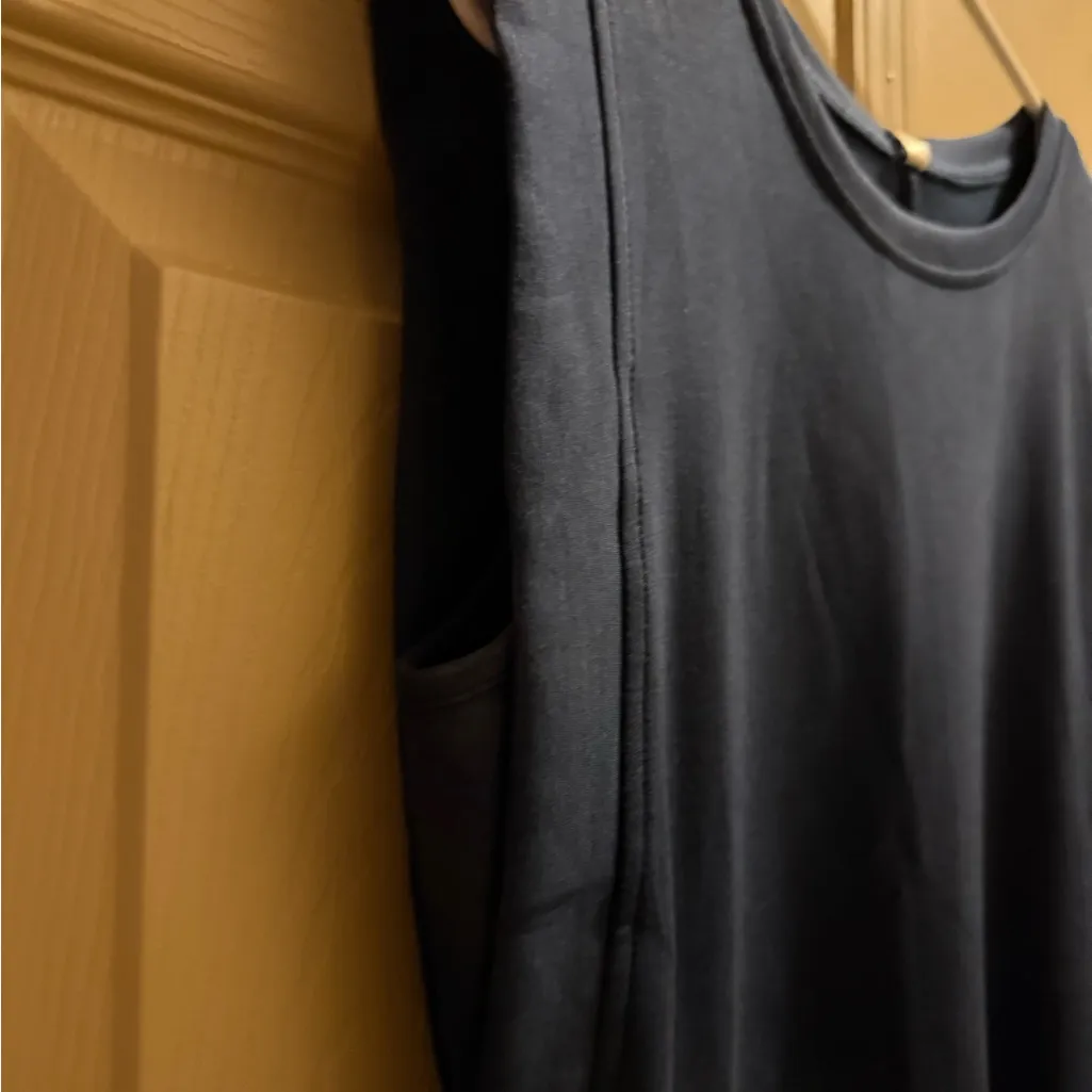 Elegant Blue Sleeveless Dress - Image 2