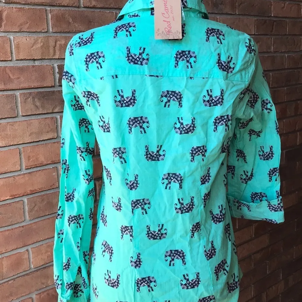 Red camel long sleeve button up new with tags - Image 5
