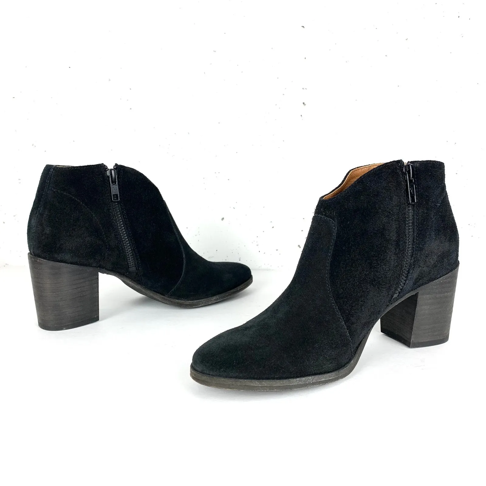 Frye Womens Nora Zip Short Booties Black Suede Ankle Side Zip Closure Size 7.5 - Image 6