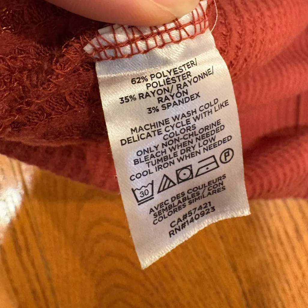 LOFT Waffle Knit Turtleneck Top – Rust / Terracotta – Size Medium - Image 6