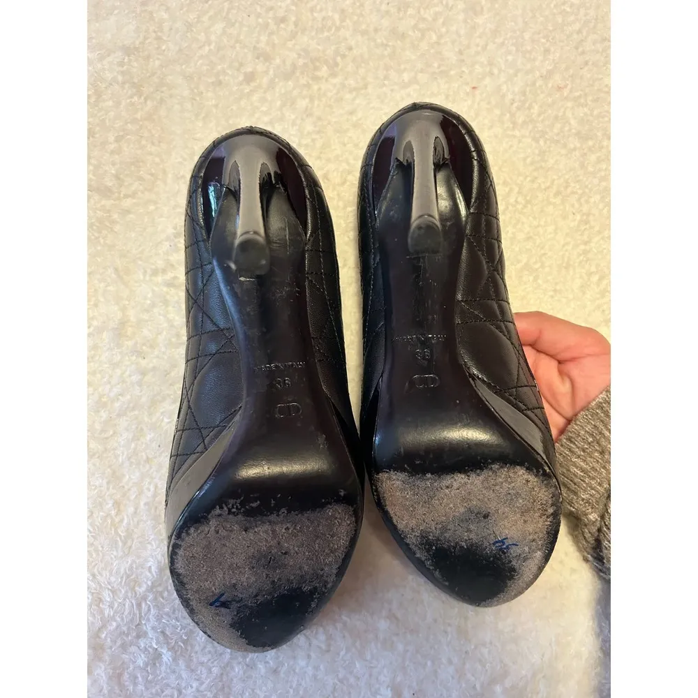 Christian Dior Black Leather Cannage And Patent Round Toe‎ Pumps Size 36 - Image 8