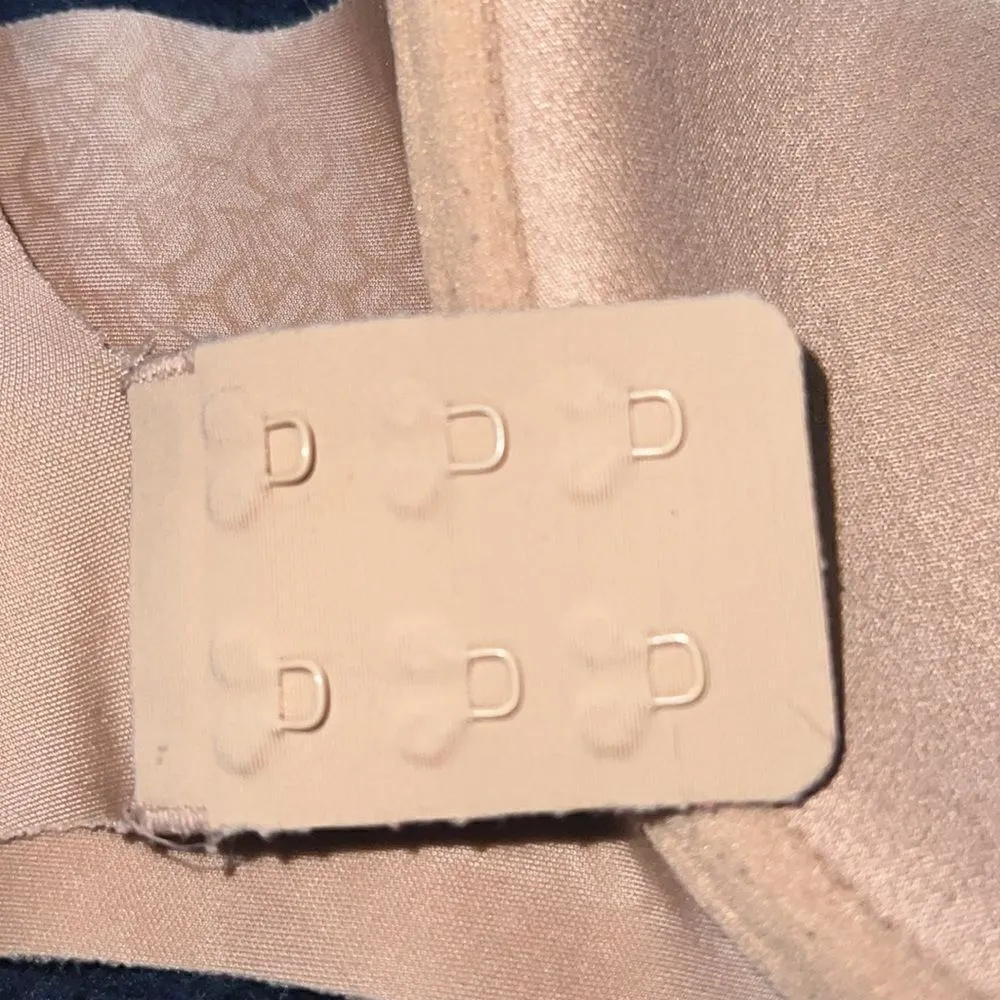 Victoria’s Secret Tan Bra Size 32 DD - Image 5