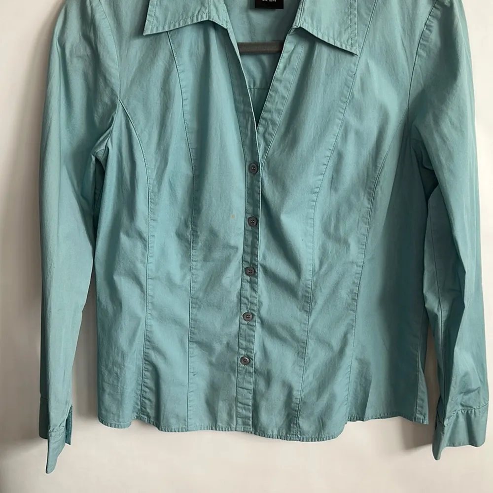 Style & Co Light Blue Button-Up Shirt - Image 4