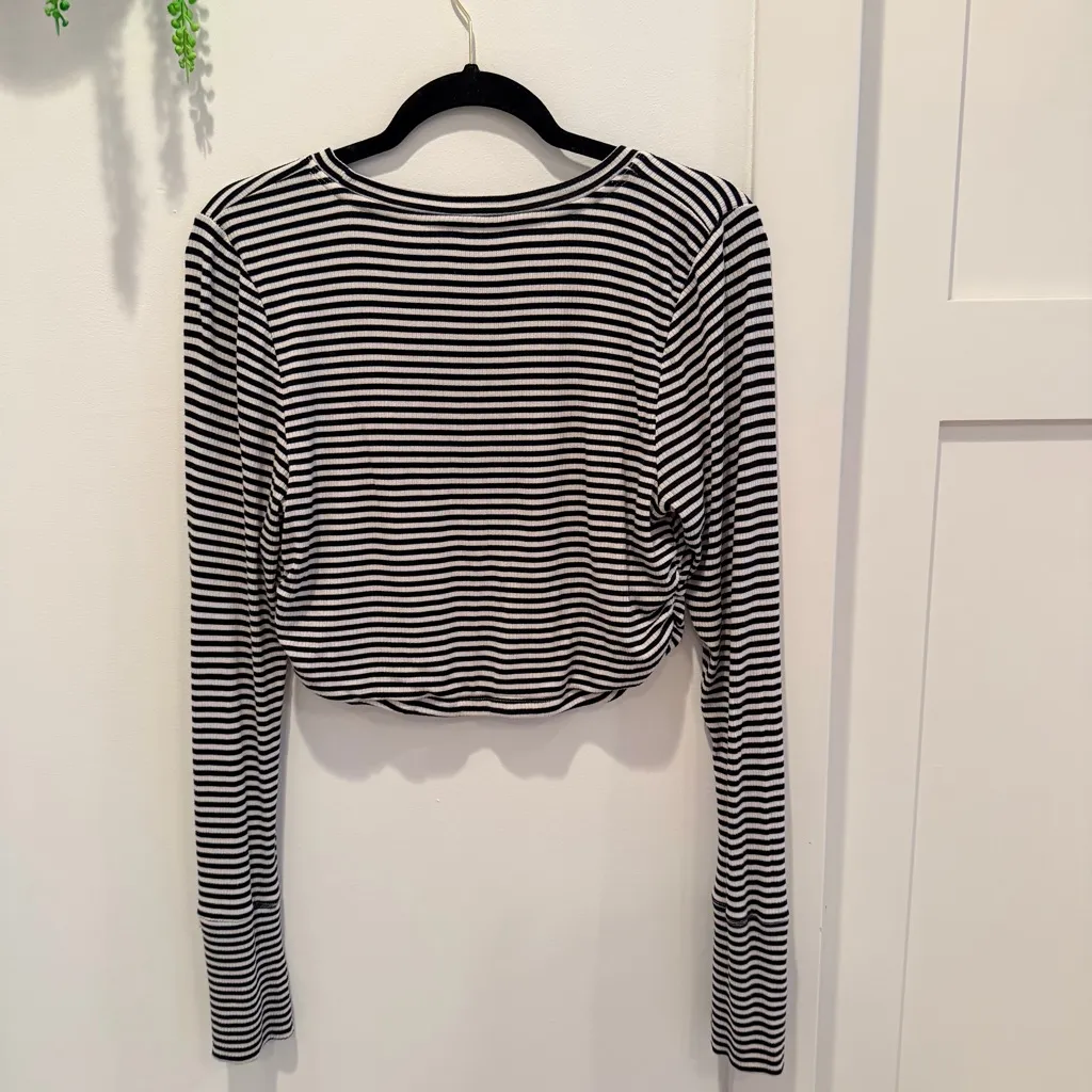 Aerie Offline Striped Black & White Long Sleeve Crop Top Women's Size Large - Image 6