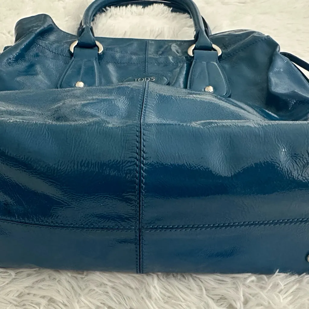 Tod’s Patent Leather Blue‎ Drawstring Tote Bag - Image 3