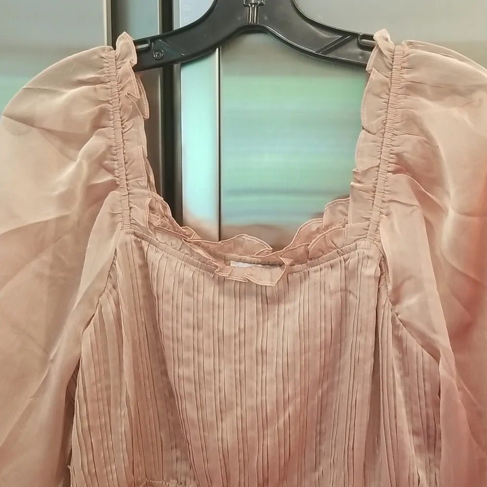đź’•CURRENT AIRđź’• Smocked Waist Sheer Tulip Sleeve Top ~ Dusty Rose Medium - Image 3