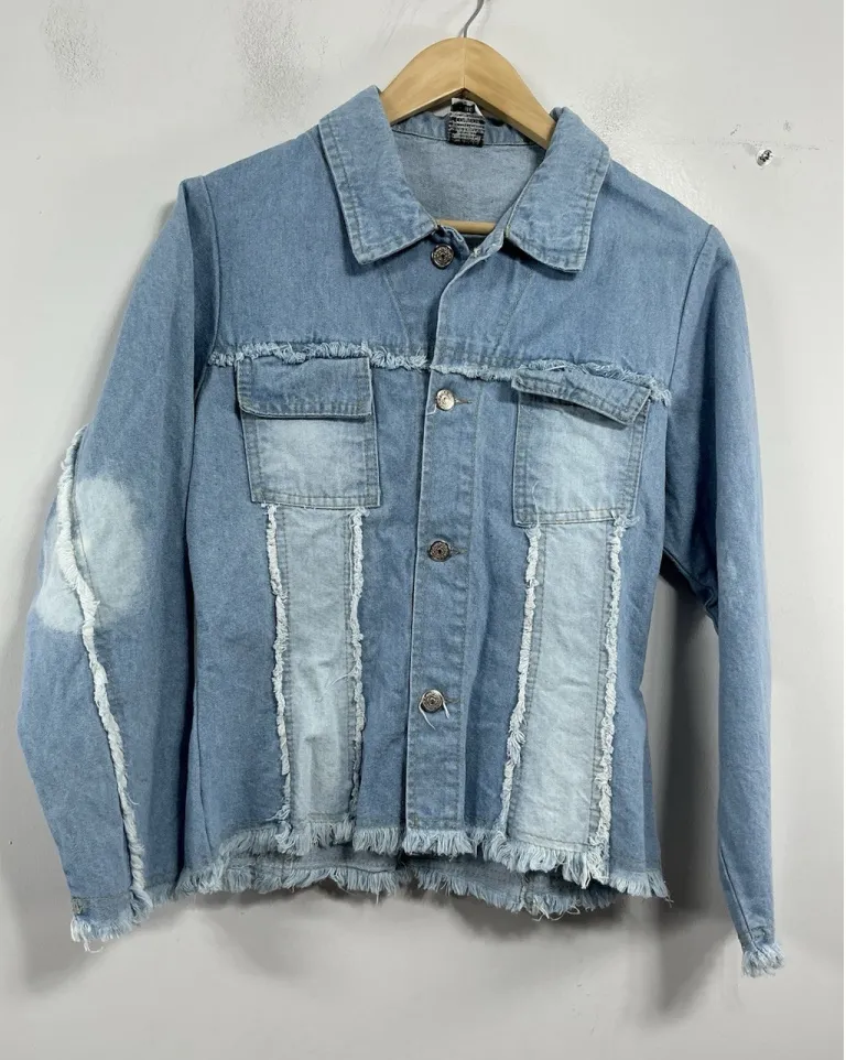 Womans Excellent Cowboy Blue Jean Jacket 44 (us 12) Button Up Fitted Frayed - Image 1