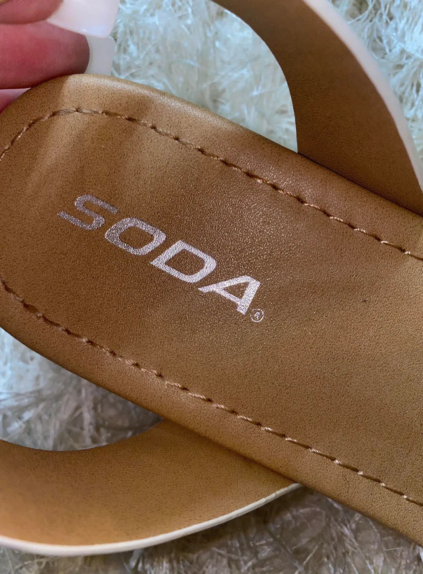 Soda Flat Wedges - Image 3