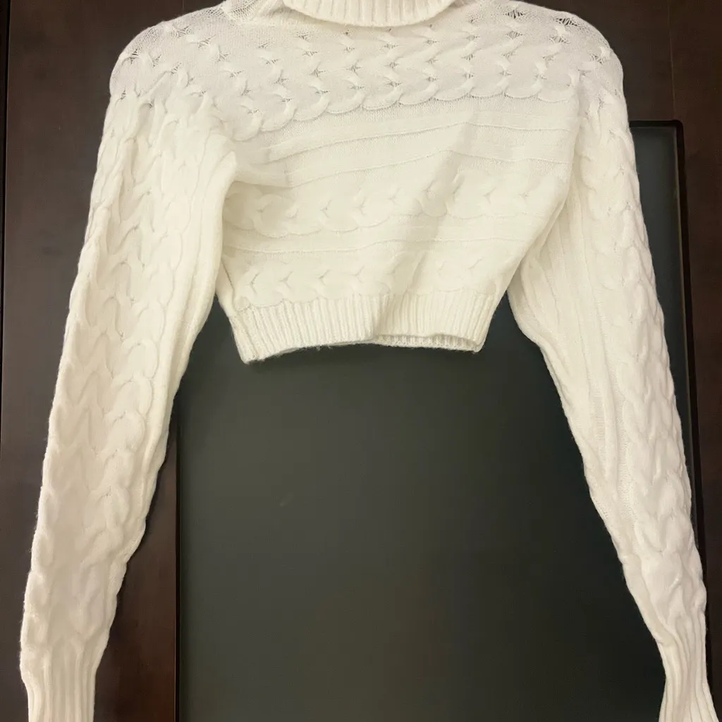 White Cable Knit Turtleneck Sweater Size XS - Image 5