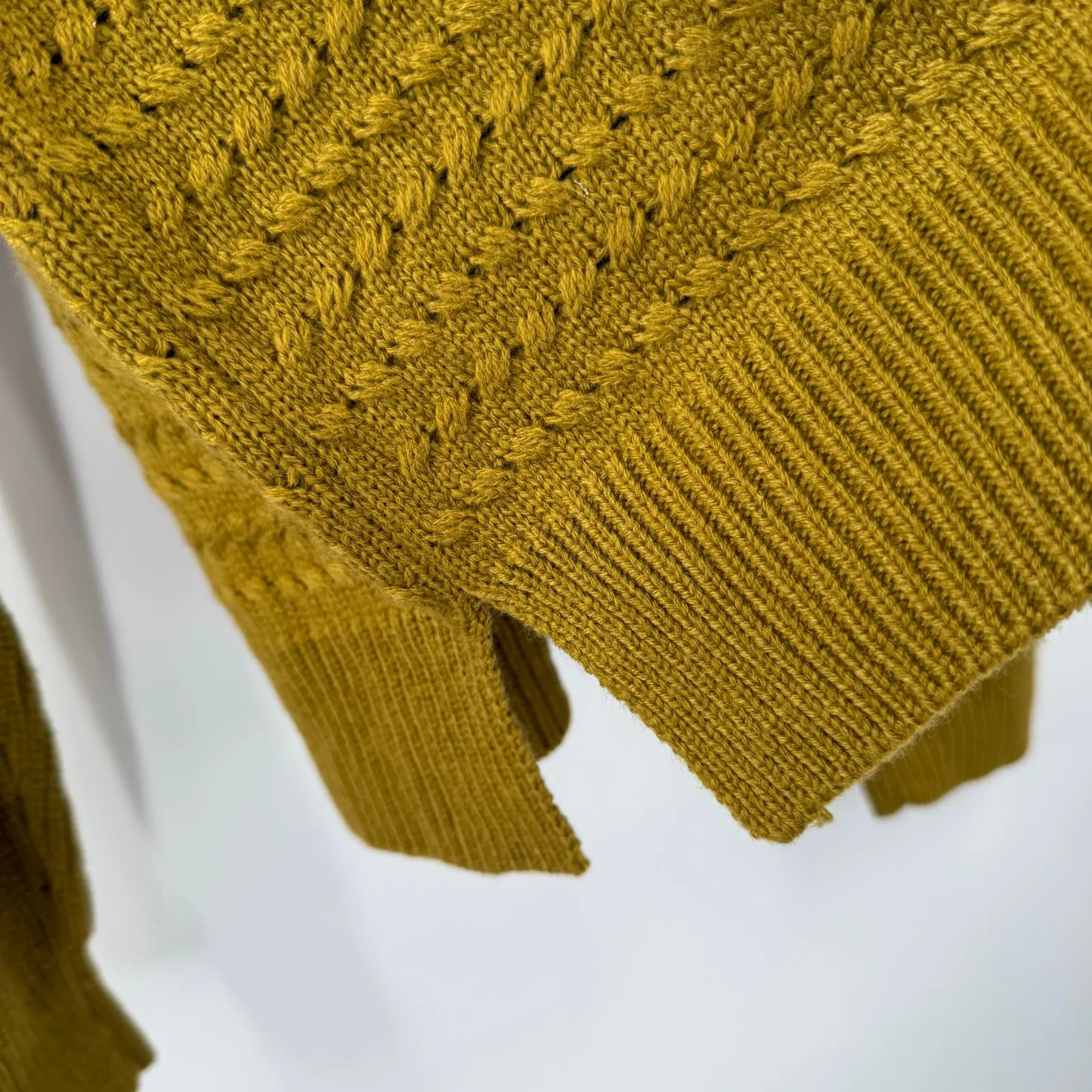 DKNY Sweater Size Extra Small Cold Shoulder Buckle Belt Chartreuse Knit Fall - Image 9