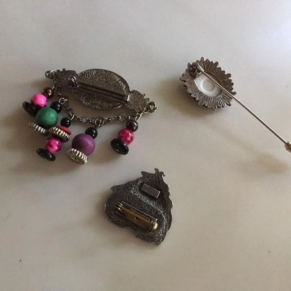 Lot Of 3 Women's Brooches Pins 1 Lapel Stick Pin - Image 8