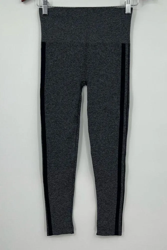 Assets Red Hot Label by Spanx Side Stripe Seamless Leggings Gray / Black medium - Image 6