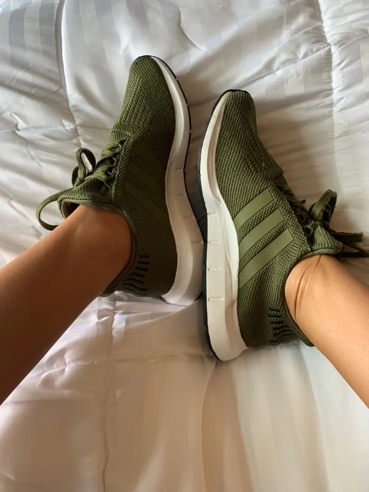 Swift Run Sneakers - Image 3