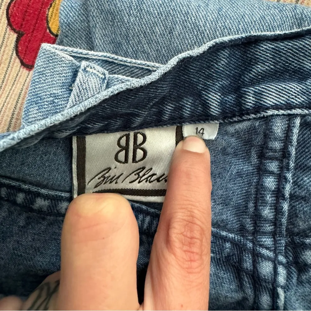 Vintage 90’s Bill Blass Hi-Waist Tapered Dark Wash Mom Jeans - Image 9