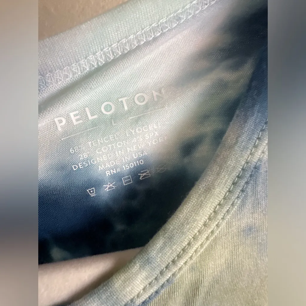 Peloton Blue and Green Tank Top - Image 3