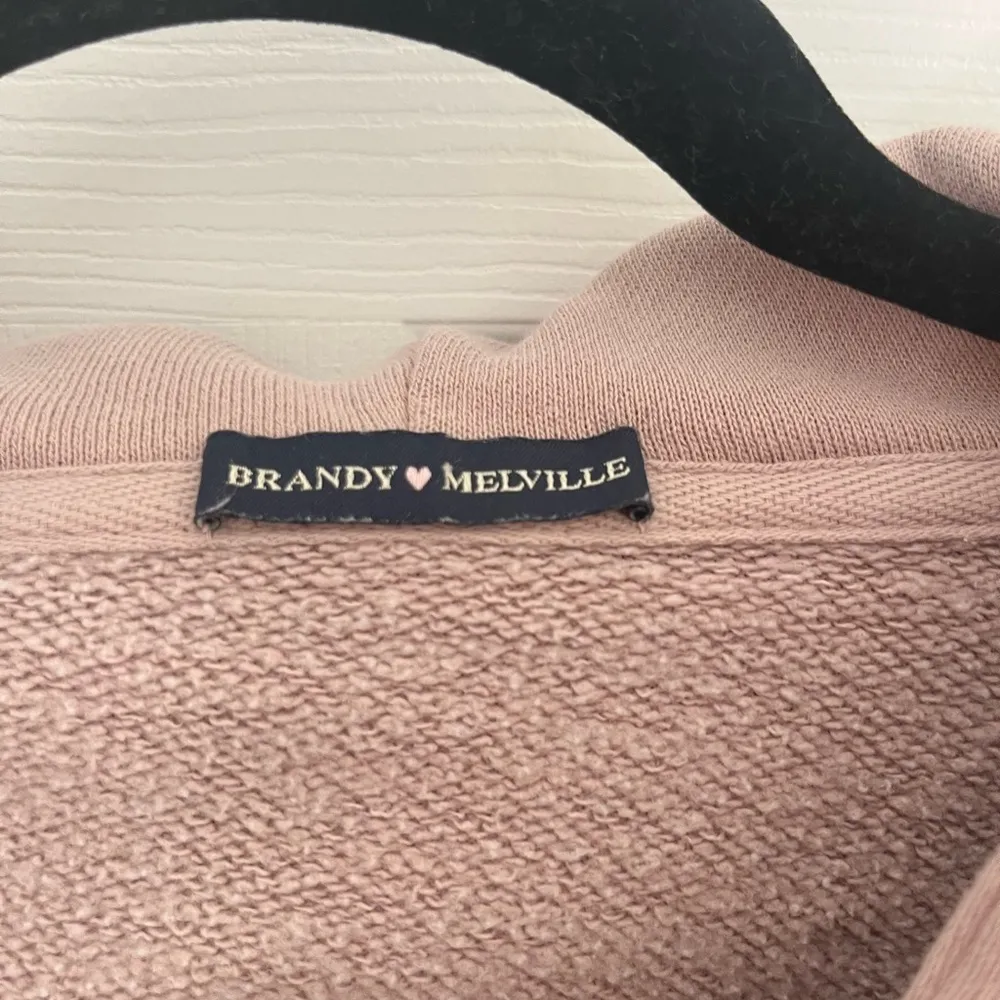 zip up pale pink color - Image 3