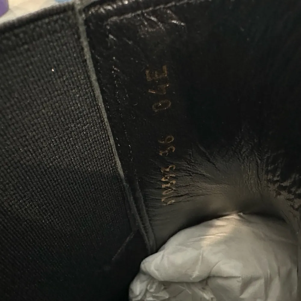 Gucci Chelsea Boots - Image 7