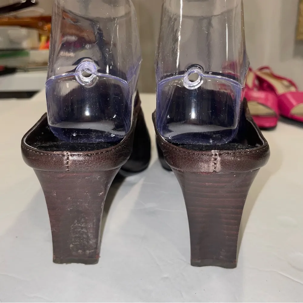 Y2K chocolate brown leather suede chunky heeled mules square top liz Claiborne - Image 6