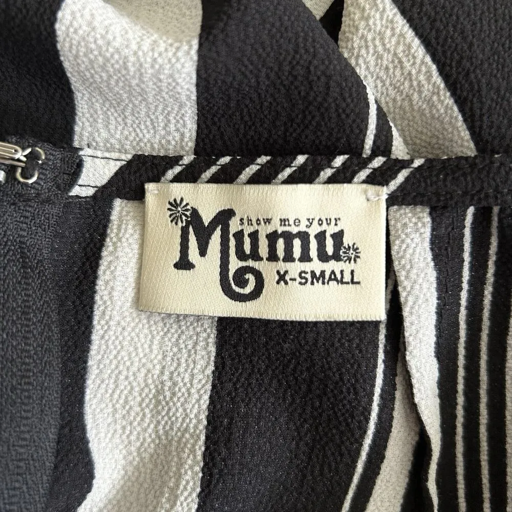 Show Me Your Mumu Black & White Striped Lightweight Shorts Size XS - Image 2